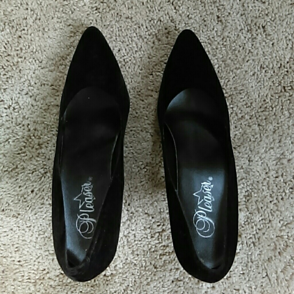 Black heels